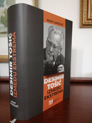 Mijata Lakićević - Desimir Tošić: između ekstrema